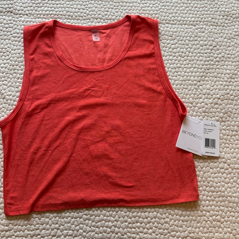 NWT Beyond Yoga Cropped Featherweight Tank